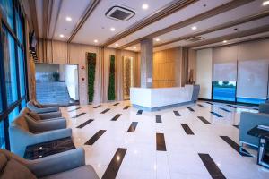 DUSIT GRAND CONDO VIEW # UTrip