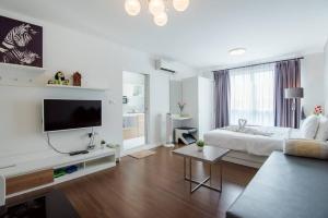 453 8 floor happy room Imm-Aim condo By Pik