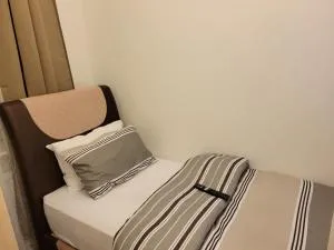 A Single Cosy Room in 4 bedroom Property - Openshaw