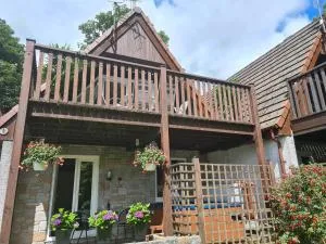 10, Valley View Lodge, A beautiful 3 bedroom lodge with private Hot Tub and use of all onsite leisure facilities including fitness suite, indoor and outdoor pools set in the heart of the Tamar Valley - Gunnislake