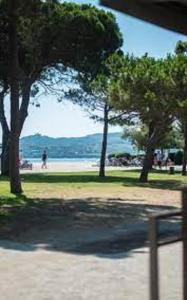 Petit paradis à 50 mètres plage