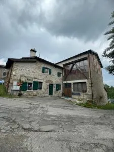 La Corte dei Celti La fonte - Monghidoro