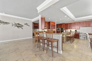 Mediterranean West 301