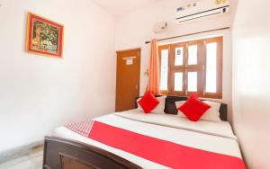 Kesher Paying Guest House