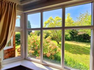 Spacious & Dog Friendly Cozy Home by Norfolk Coast