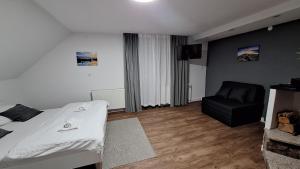 Apartments & rooms Velebit