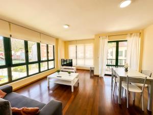 Apartamento Pindo B1 by ALÔGA