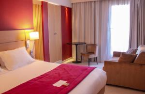 Best Western Plus Le Lavarin
