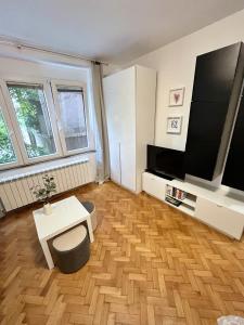 Fully Equipped - Cozy & Convenient City Apartment