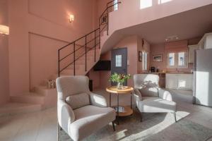 Kyparissia Old Town Home Collection!