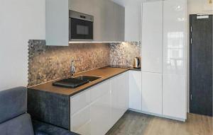 Gorgeous Apartment In Dziwnów