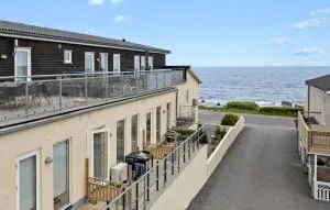 Amazing Apartment In Allinge With Wifi - Sandkås