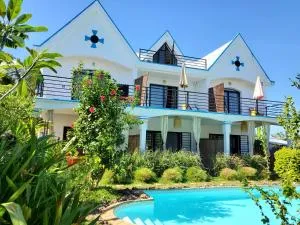 Villa Malandy Appart Hôtel Triplex - Madirokely