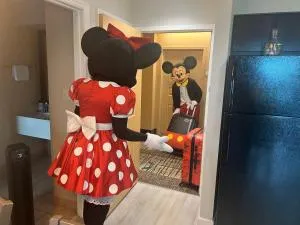 Disney Free Shuttle 3 Queen Beds - Vineland