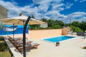 Ferienhaus mit Privatpool für 4 Personen ca 120 qm in Divšići, Istrien Südküste von Istrien - Divšići