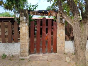 Hotel Safari Club Robore