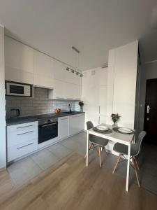 Cosy apartment near to the Chopins airport Cybernetyki 2C