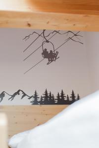 PINZOLO MOUNTAIN LODGE