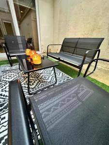 Appartements Epinal Hyper Centre, Place des Vosges T2 avec terrasse et salon de jardin. : photos des chambres