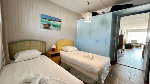 Appt avec vue EXCEPTIONNELLE sur la baie + garage