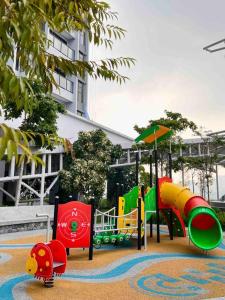 Cosy Trion KL CITY 2R2B