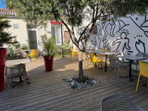 Hotels Cit'Hotel Le Chene Vert : photos des chambres