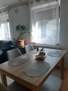 Trnovo ob Soci Kuhala