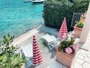 Seafront House in Dubrovnik - Lazaret