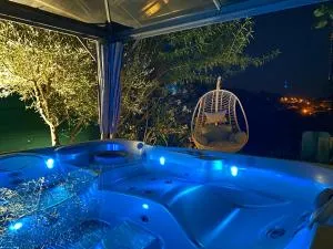 T&A Lodge AVEC SPA JACUZZI à 11km de la plage - 索列图卡