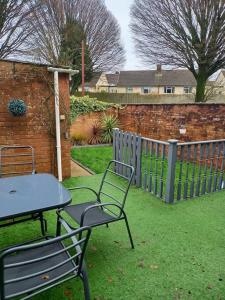 Modernised home with 2 bedrooms in Cardiff