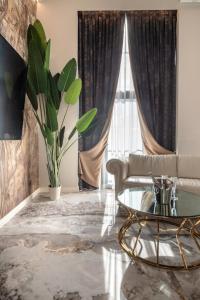 Jacuzzi Exotica Apartment