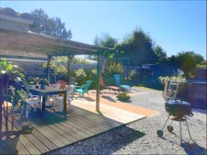 MAISON PISCINE PRIVEE 4a5 PERS9 & 11 KMs DES PLAGES OCEANES ET DU LAC