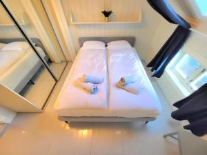 Mercury House, Cathedral View ! Free Parking !