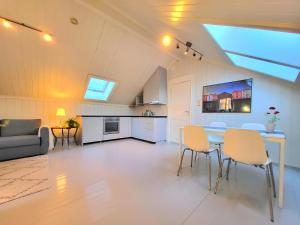 Mercury House, Cathedral View ! Free Parking !