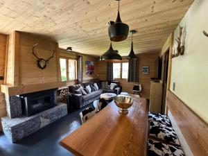 Chalets Chalet Megeve, ideal familles proche ski et centre village : photos des chambres