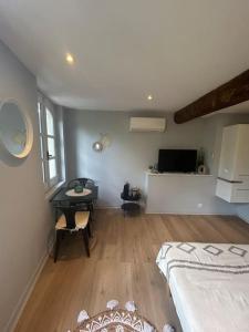 Le Forum n3 Arles Centre