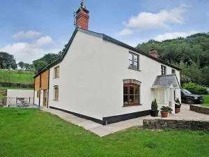 Exmoor Farmhouse - Morebath