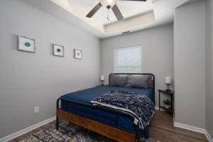 HUGE New Apartment, Free Parking, Near Mayo!