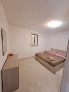 La casa di Dino ,pari