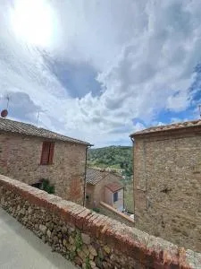 La casa di Dino ,pari - Lama