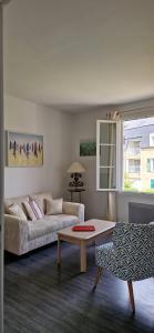 Bel appartement, 2 chambres, Parking, proximité plage et centre ville