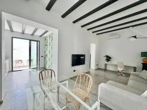 Piso con patio,mascotas aptas - Gandul