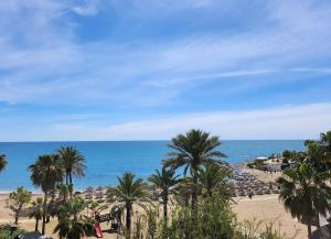 Luxury home by the beach