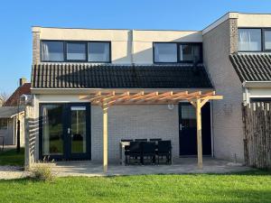 Holiday Home on Texel with Garden Terrace