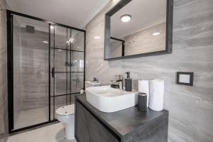 Select Cunda Guest House - Sea View Room with Private Veranda in Cunda Island