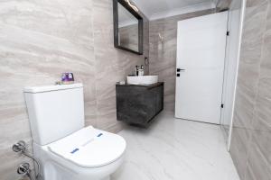 Select Cunda Guest House - Sea View Room with Private Veranda in Cunda Island