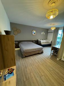 Coco and sun Hibiscus Le Manganao