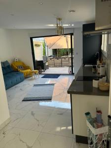 Appartements Location Studio Luxe Villejuif : photos des chambres