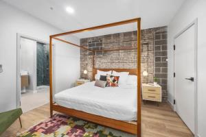 Centrally located private king suite - 3hvězdičkové hotely ve městě Grand Rapids