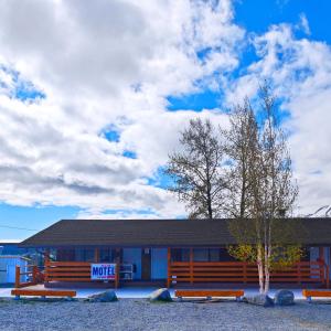 Cozy Corner Motel & Restaurant